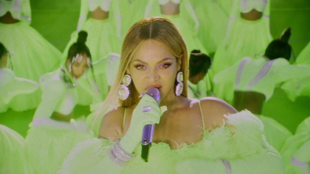 Beyoncé Showed Up for Her 2022 Oscars Performance Looking Like a Sexy Tennis Ball — See Photos