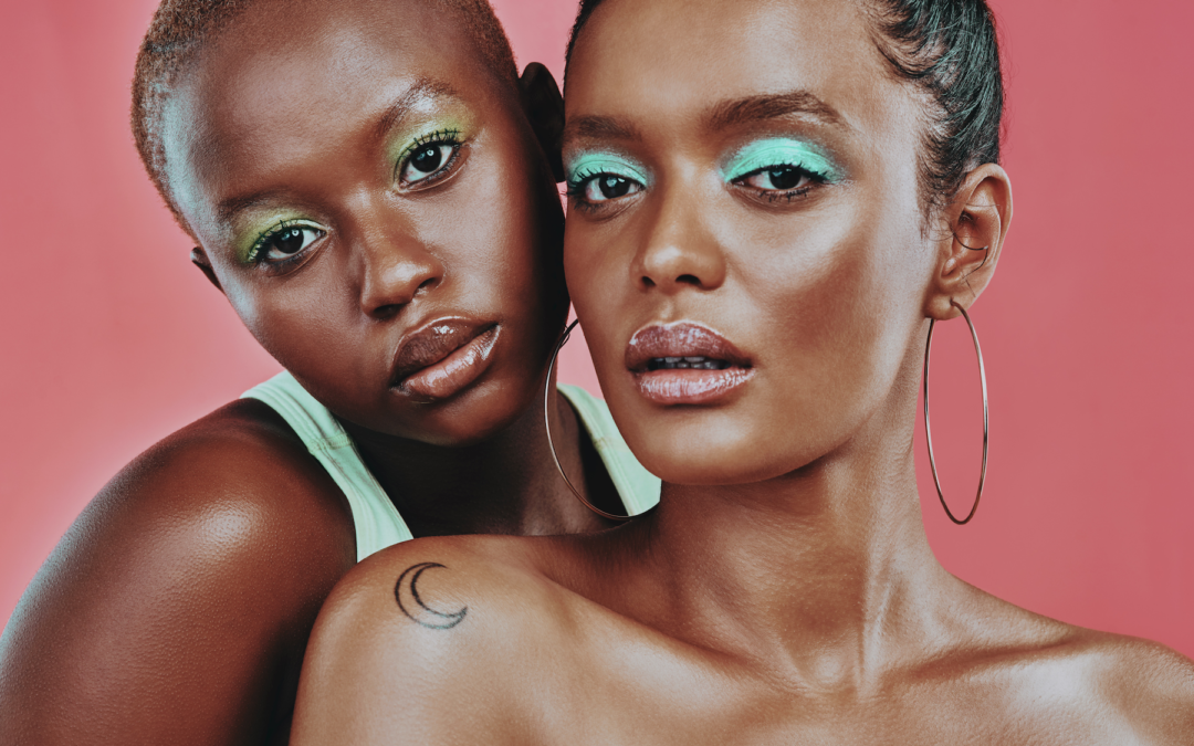 19 Best Highlighters for Dark Skin Tones 2022 for a Lit-from-Within Glow