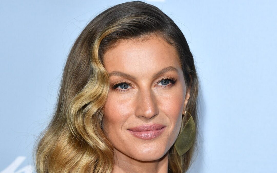 We Barely Recognize Gisele Bündchen With Neon Red Hair and Razor-Thin Brows — See Photos