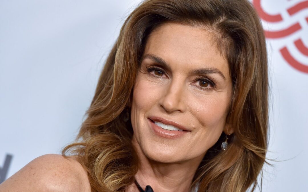 Cindy Crawford Recreated Her Signature ’90s Hair & Makeup on a ‘Vogue’ Cover — See Photos