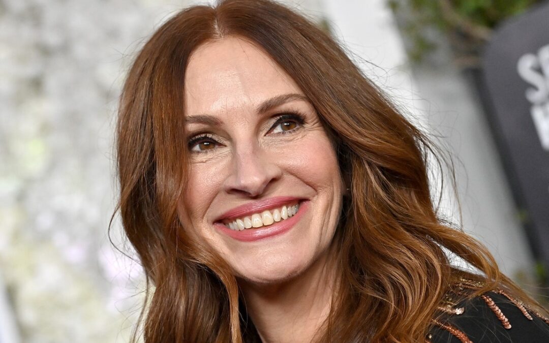 Julia Roberts Got Bangs, and It’s Not a Wig This Time — See Photo