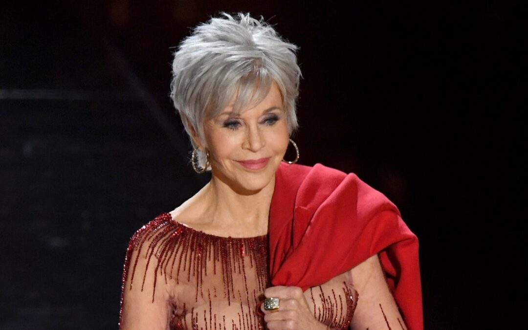 Oscars 2020: Jane Fonda Debuted Gray Hair
