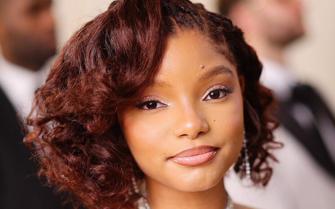 Halle Bailey’s Jeweled Scallop Headpiece Could Probably Pay Off My Student Loans — See Photo