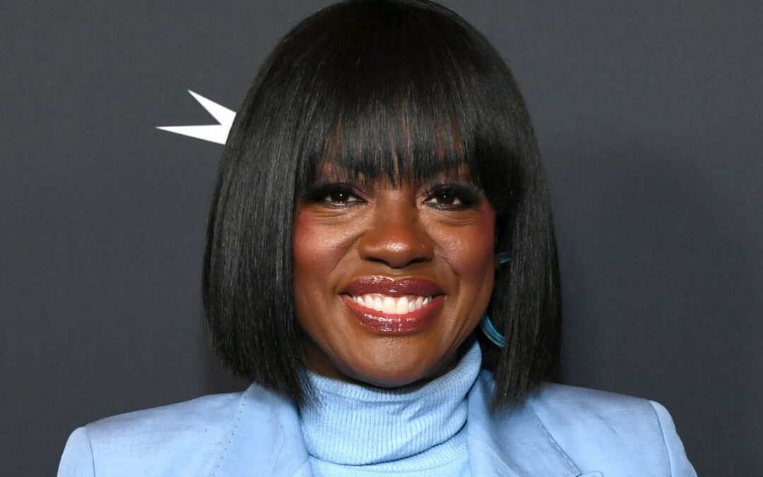 Viola Davis Just Showed Us How the Curly Bob Is Really Done — See Photo